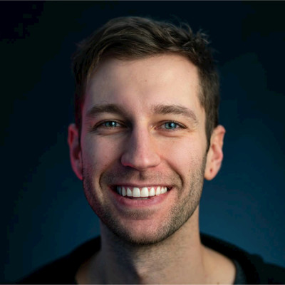 Lukasz W.